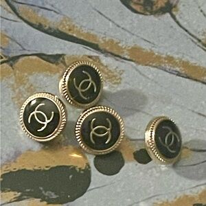 Set of 4 Chanel Buttons